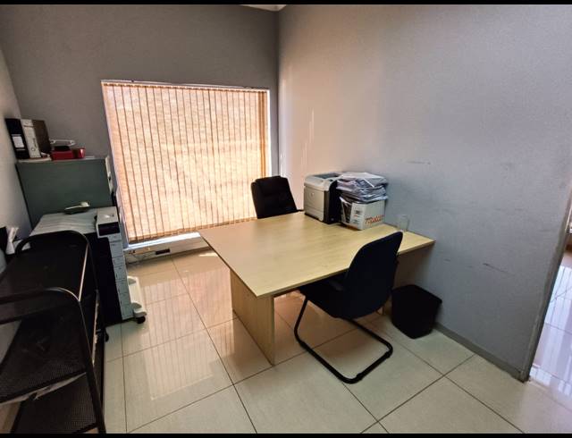 382M² OFFICE FOR SALE IN BO-DORP